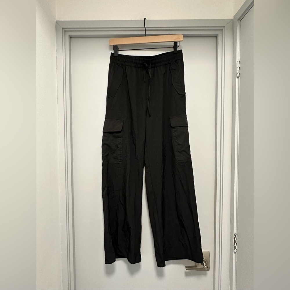 Old Navy Black Cargo Pants
